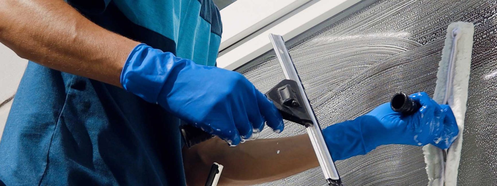 7 Ways to boost Your Window Cleaning Business